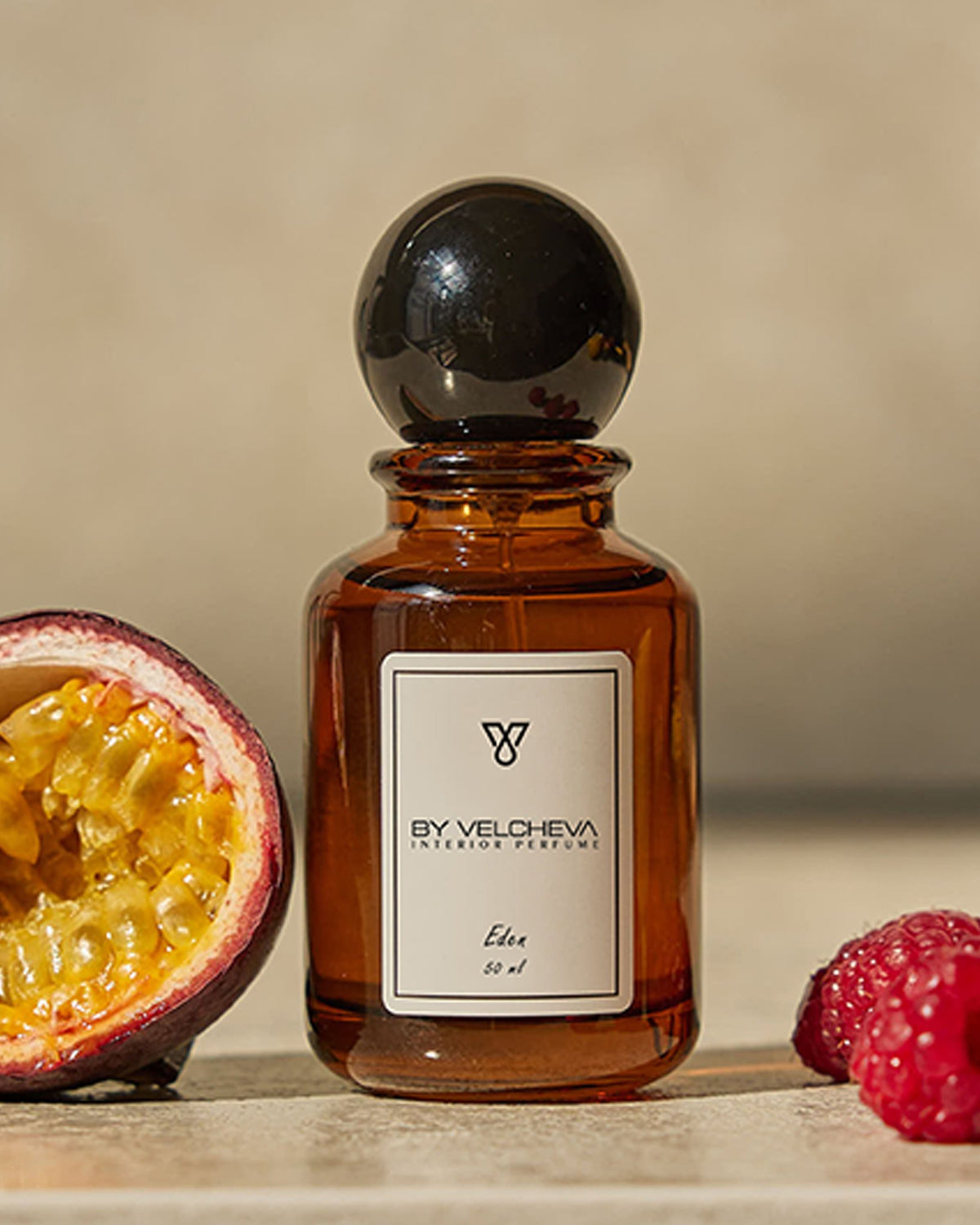 Άρωμα εσωτερικού χώρου Eden BY VELCHEVA, φιάλη 50ml με φρούτο του πάθους και σμέουρο
